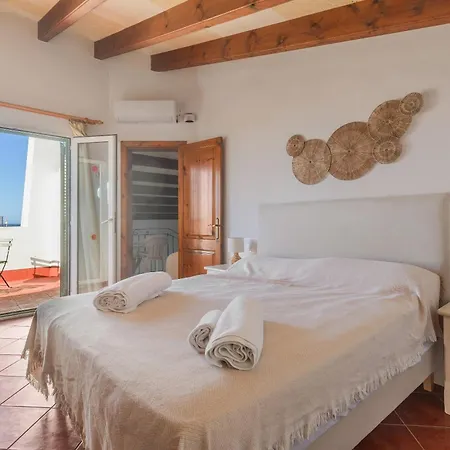 Elsa Cala'N Bosch (Menorca)